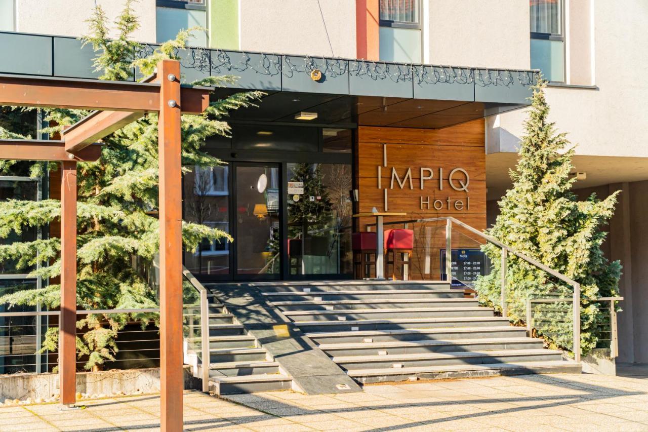 טרנבה Impiq Hotel מראה חיצוני תמונה
